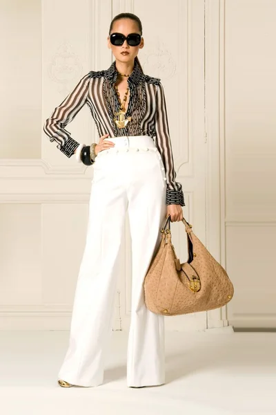 Look 3